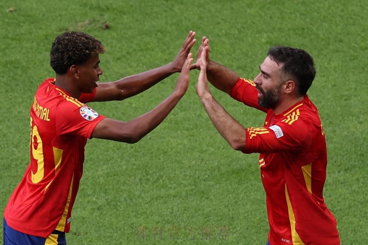 世体造势亚马尔:致命武器 4场比赛3球2助攻 世体造势亚马尔:致命武器 4场比赛3球2助攻